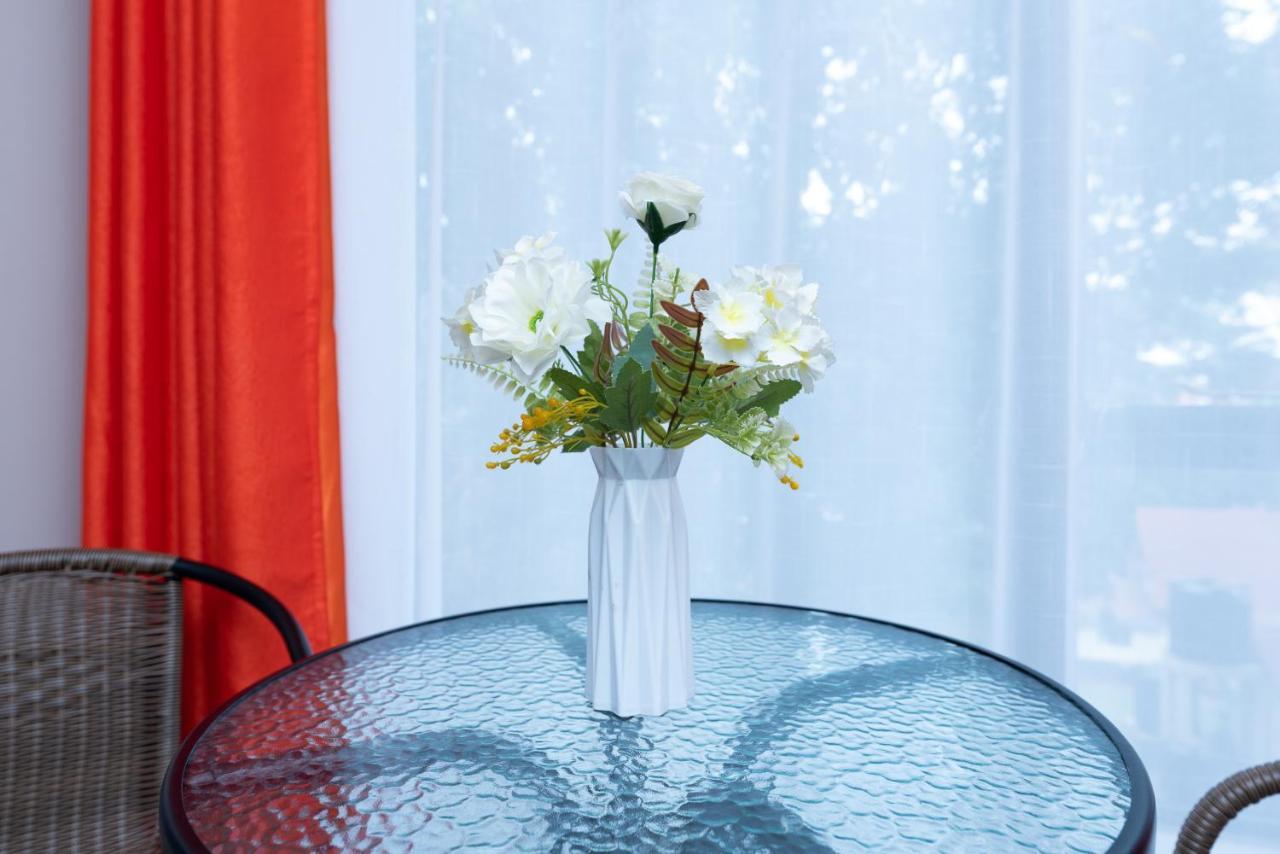The Bliss - Lovely 1 Bedroom Apartment Located Near Trm Mall Nairobi Ngoại thất bức ảnh